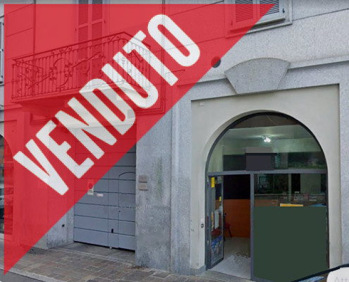 Negozio con deposito - Monza Via Cavour